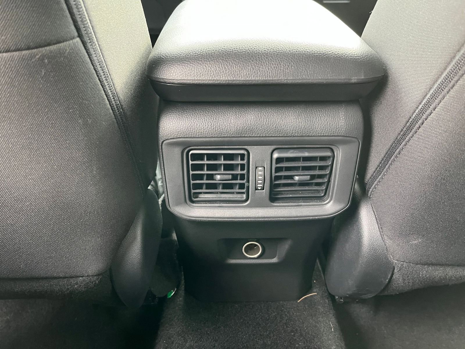 Used 2025 Toyota RAV4 LE image 23