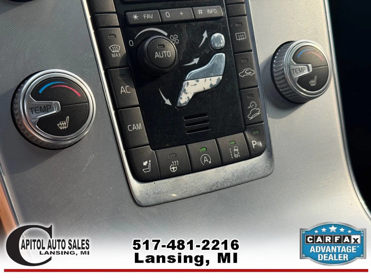 Used 2017 Volvo V60 T5 Cross Country Platinum w/ Climate Package image 27