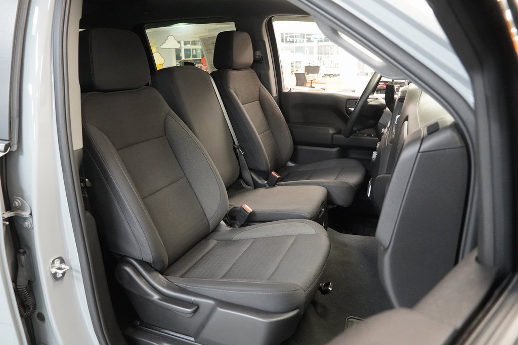 Used 2024 Chevrolet Silverado 1500 Custom Trail Boss w/ LPO, Dark Essentials Package image 30