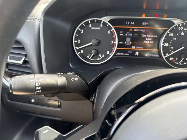 Used 2023 Nissan Rogue SV image 31