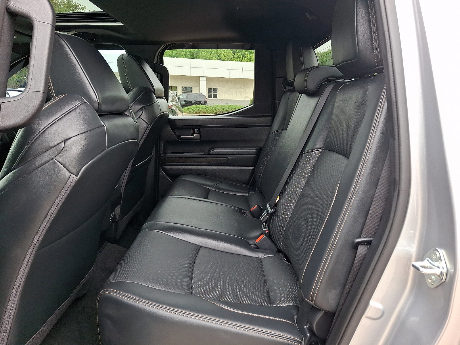 Certified 2025 Toyota Tacoma Limited AWD/4WD image 10