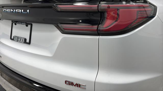 Used 2024 GMC Acadia Denali AWD/4WD image 39