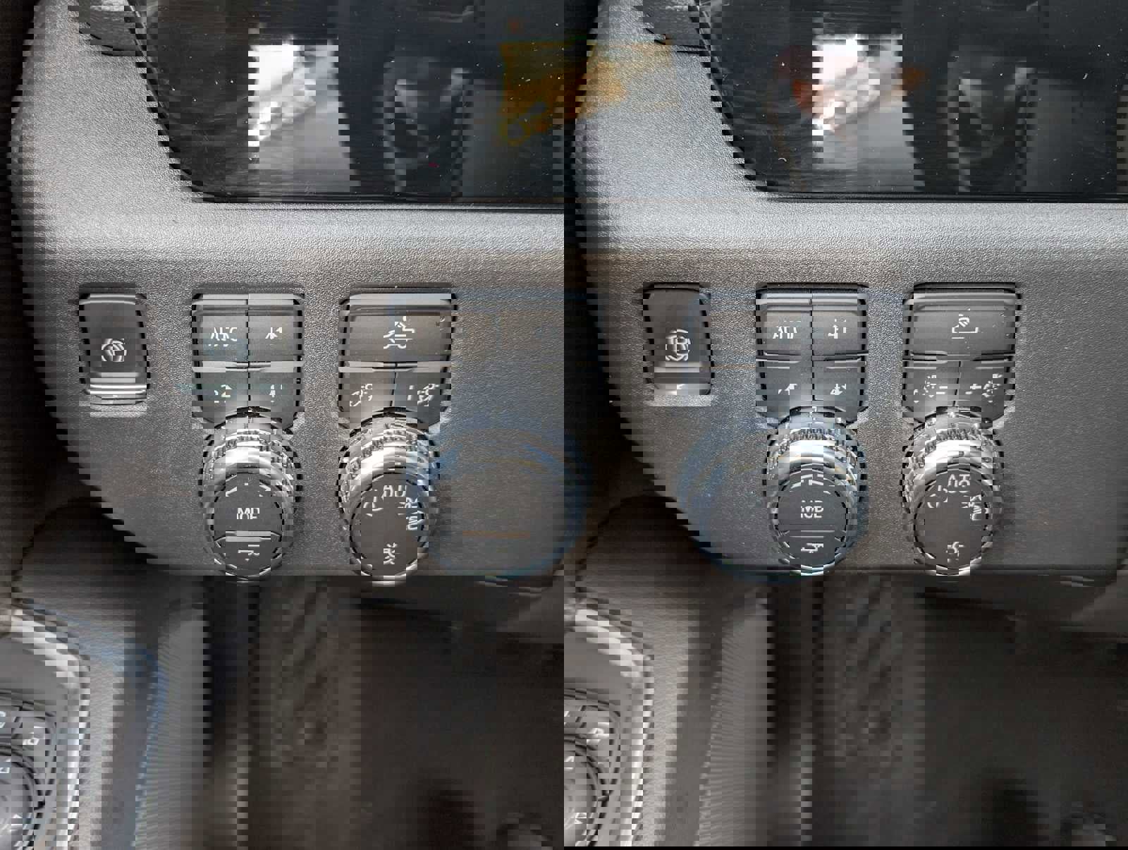 Used 2024 GMC Sierra 1500 SLE w/ X31 Off-Road Package image 28