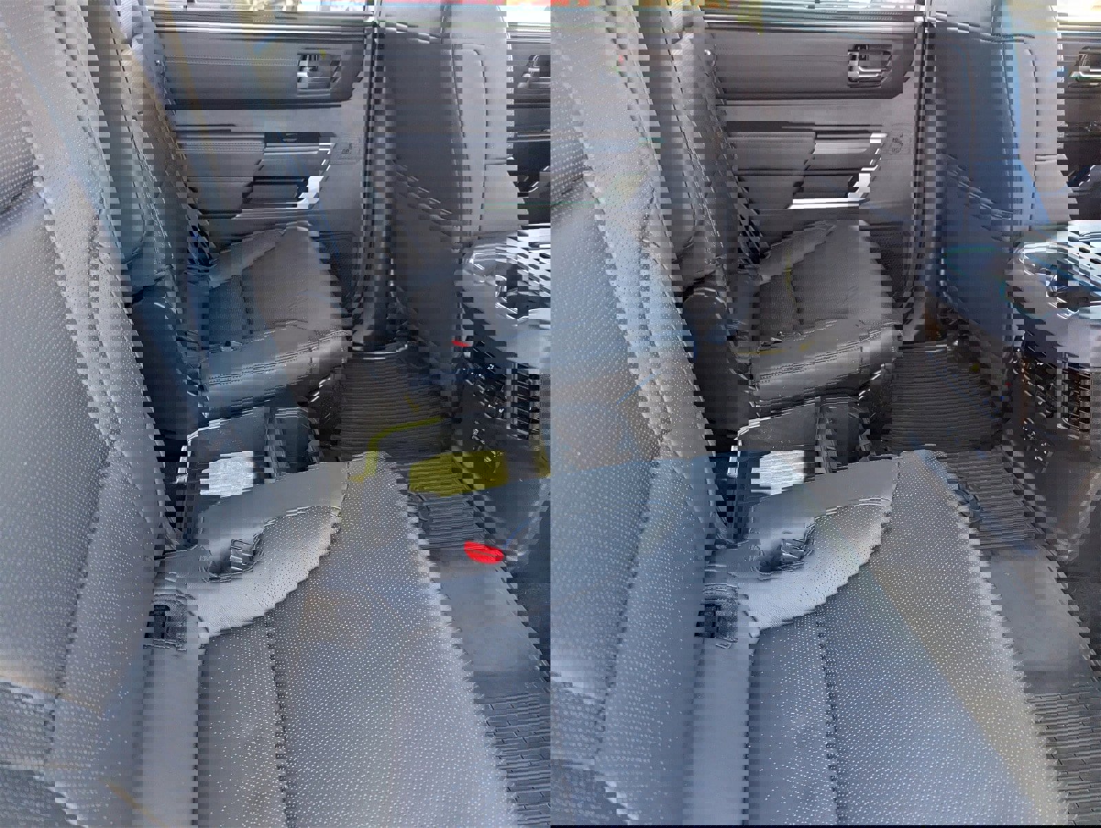 Used 2024 Toyota Sequoia Platinum image 14