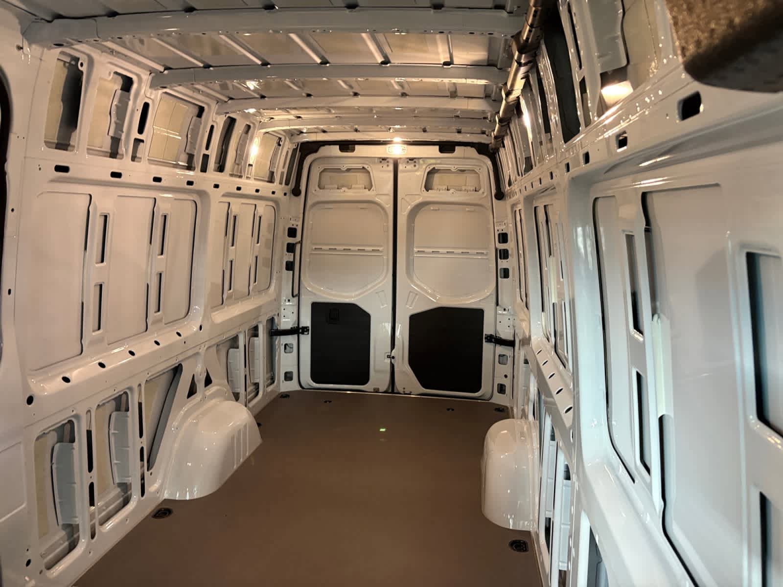 Used 2025 Mercedes-Benz Sprinter 2500 image 14