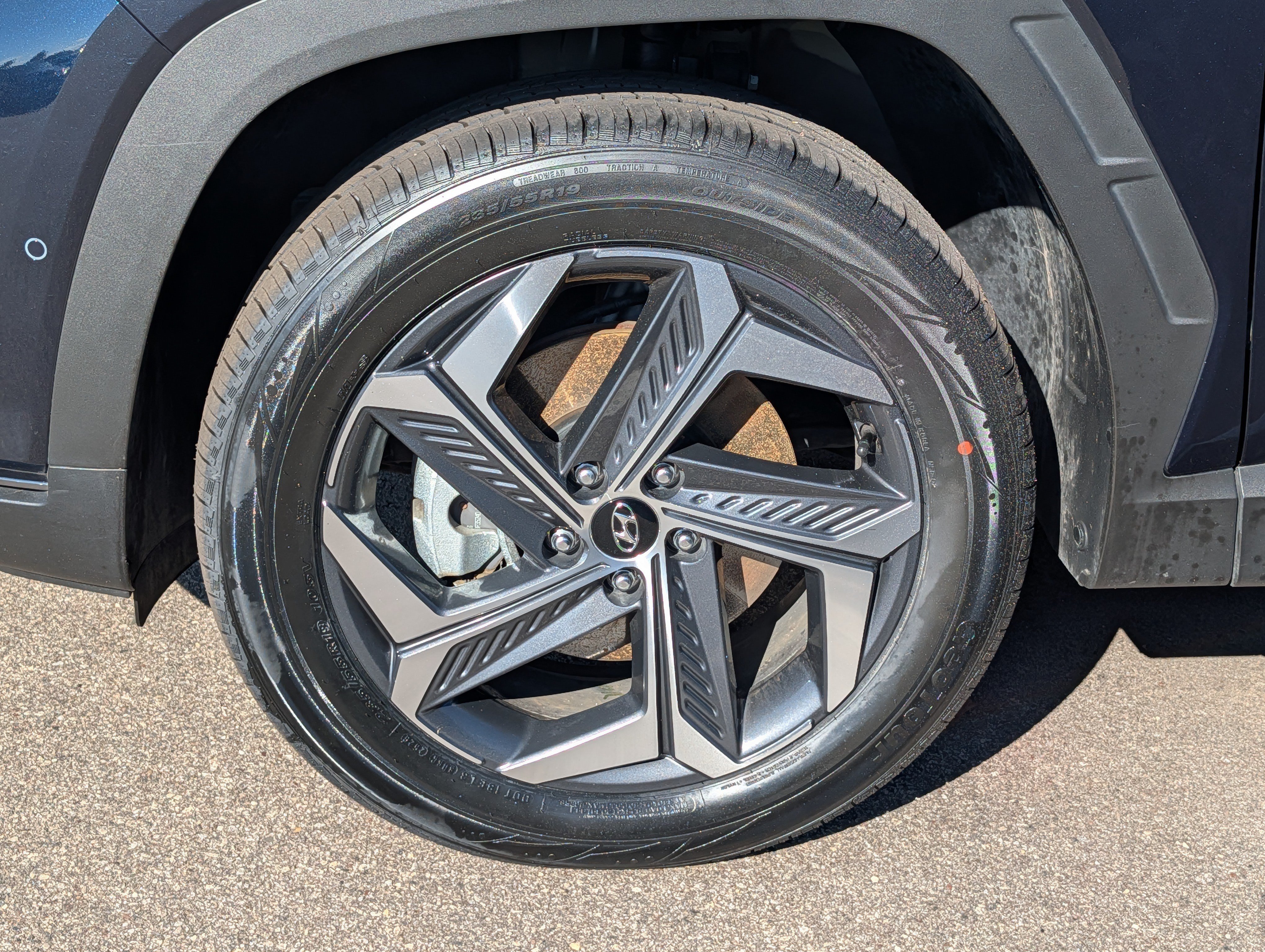 Certified 2024 Hyundai Tucson Limited AWD/4WD image 15