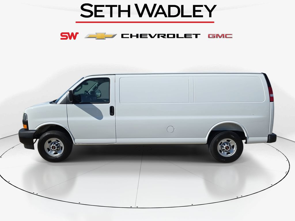 New 2026 GMC Savana 3500 Extended w/ Driver Convenience Package RWD image 4