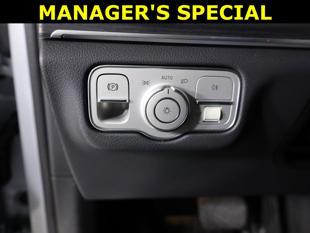 Certified 2025 Mercedes-Benz GLE 450e 4MATIC image 11