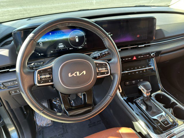 Used 2024 Kia Carnival SX image 12