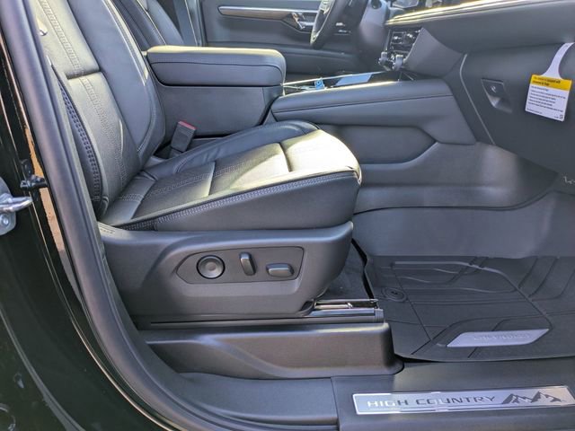 New 2026 Chevrolet Suburban High Country image 42