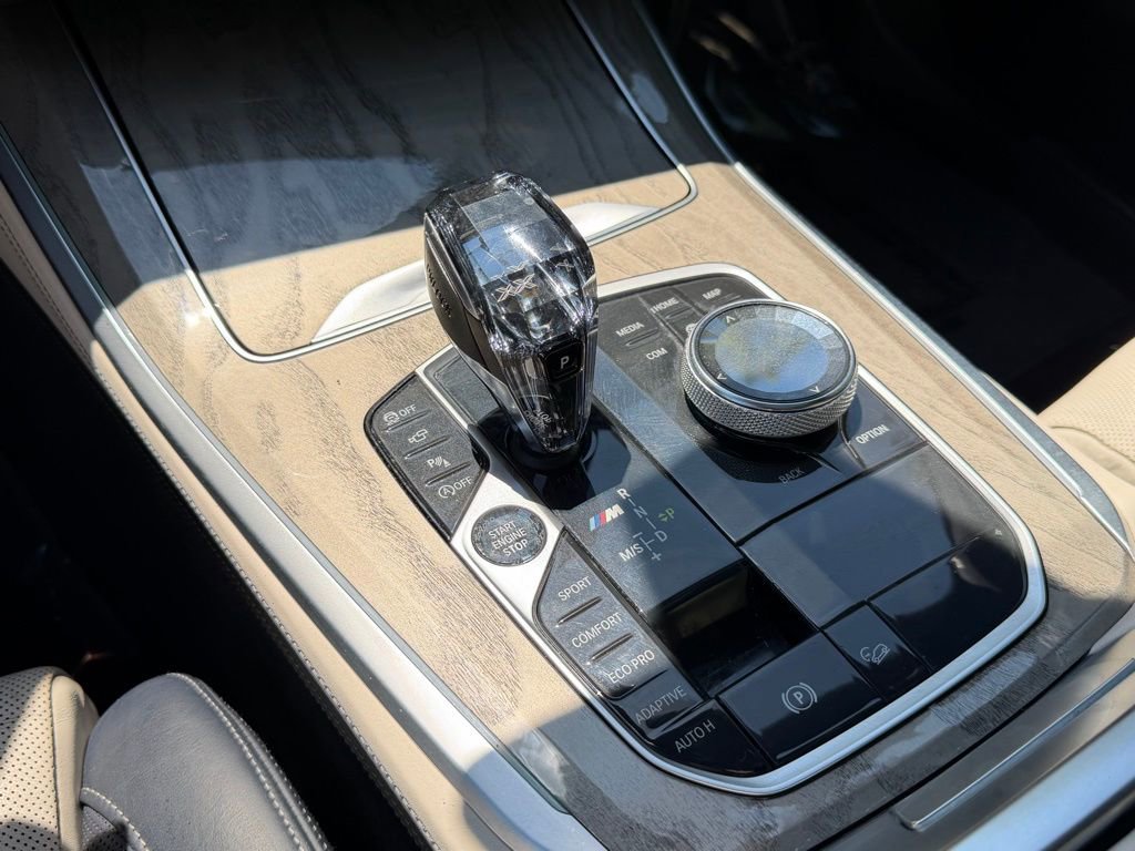 Used 2021 BMW X5 M50i w/ Executive Package image 22