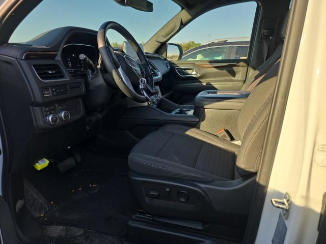 Used 2023 GMC Yukon SLE w/ Gmc Pro Safety Plus Package AWD/4WD image 15