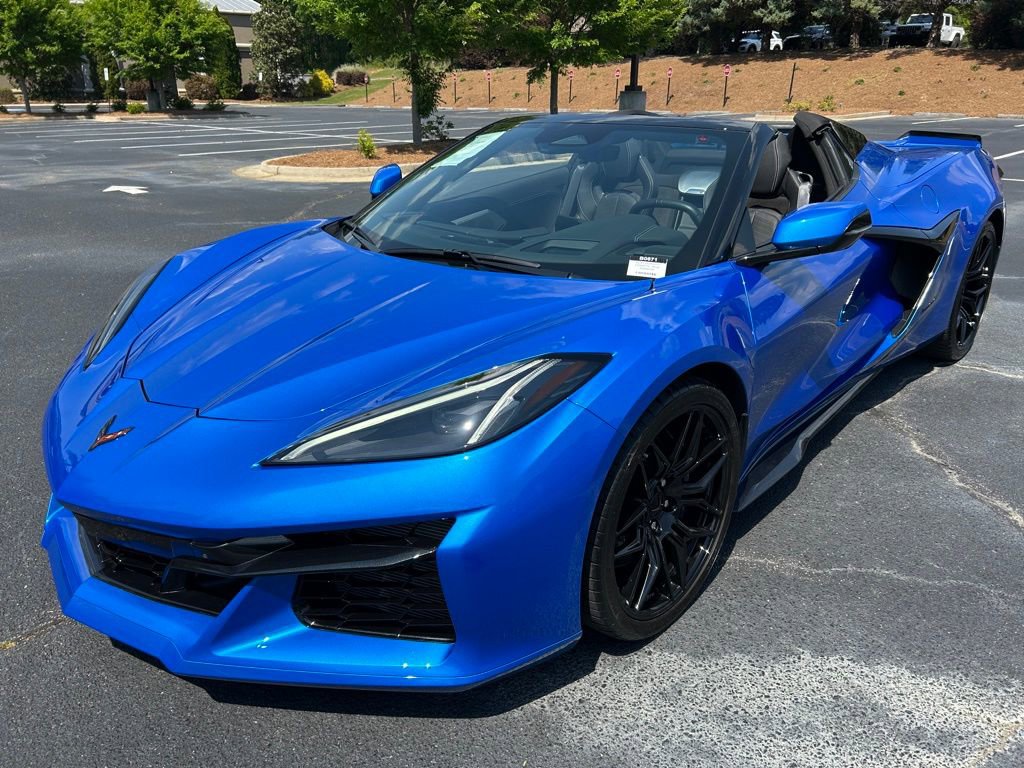 Used 2024 Chevrolet Corvette Z06 RWD image 70