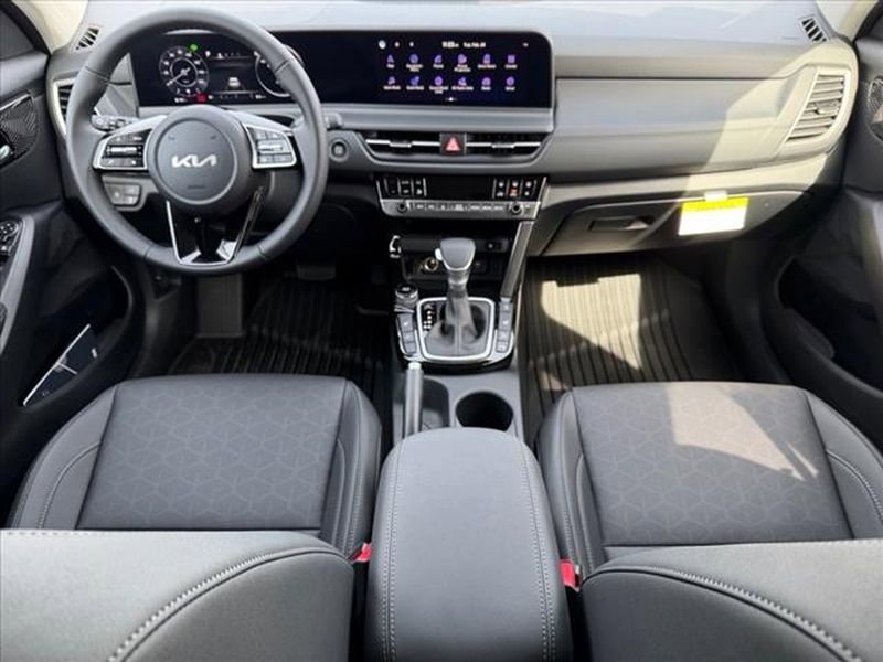 New 2026 Kia Seltos EX image 14
