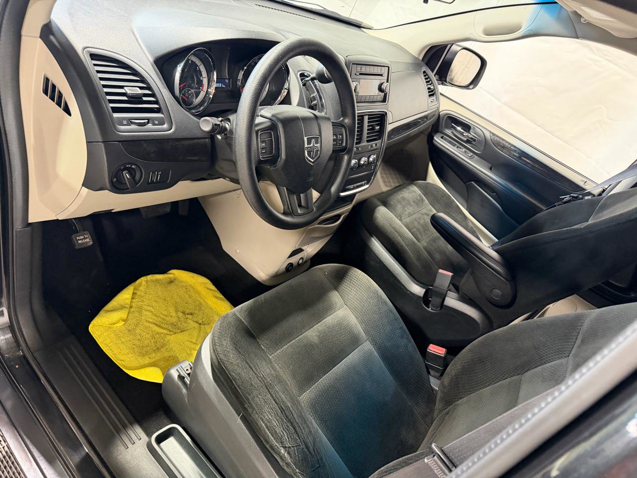 Used 2015 Dodge Grand Caravan 4dr Wgn Canada Value Package image 13