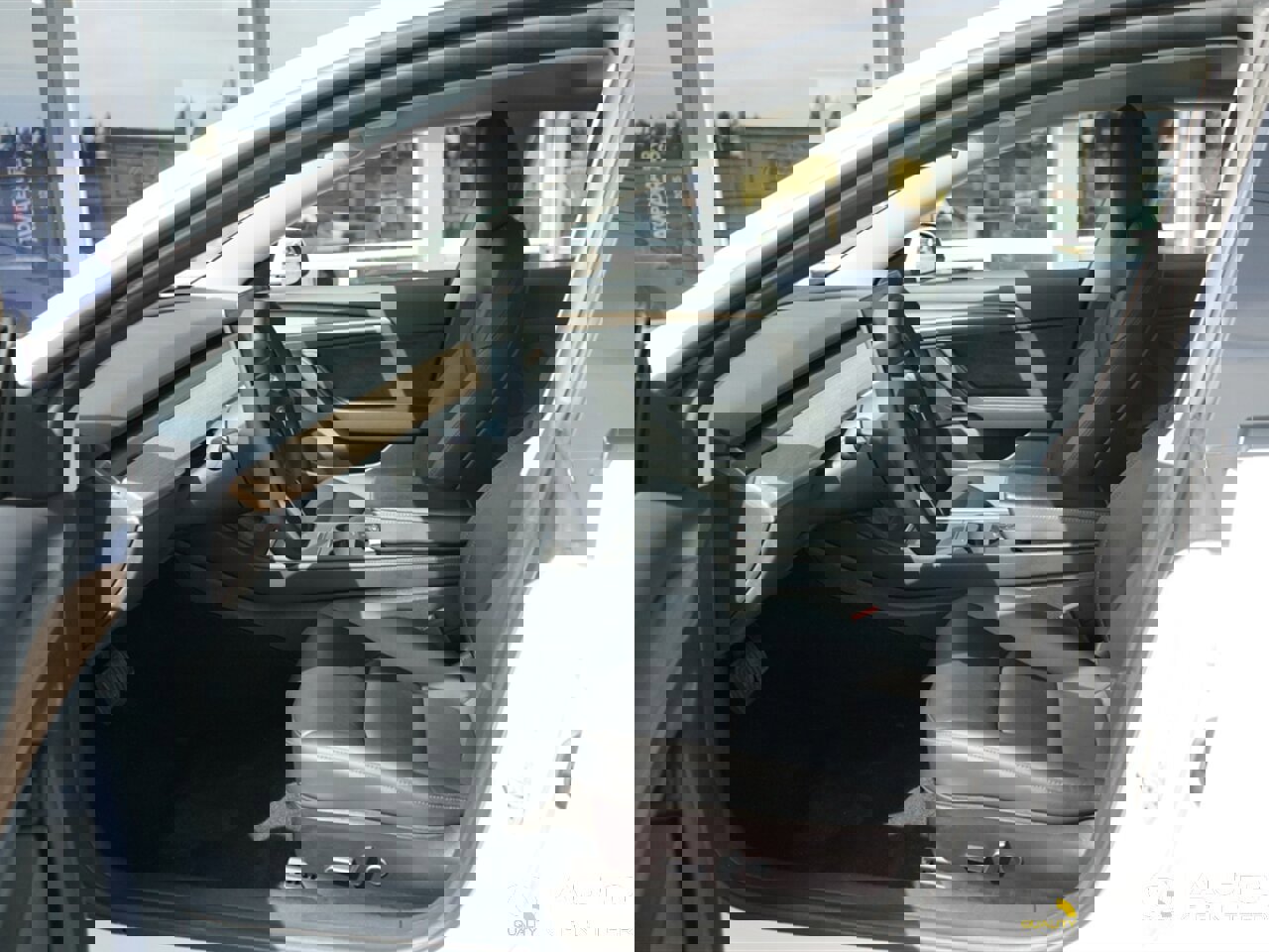 Used 2022 Tesla Model 3 image 11