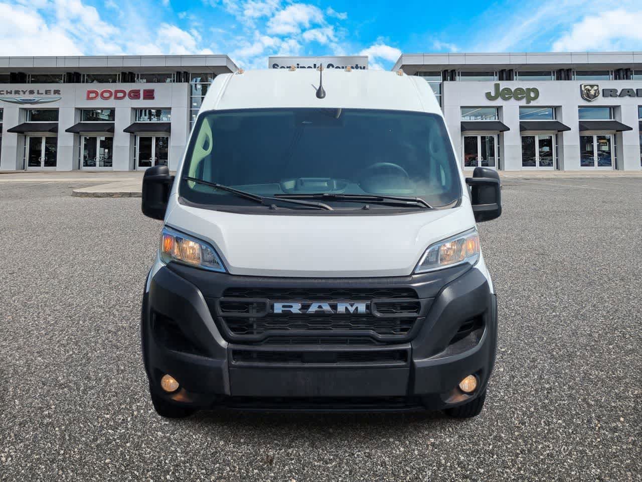 Used 2025 RAM ProMaster 3500 w/ Convenience Group FWD image 3