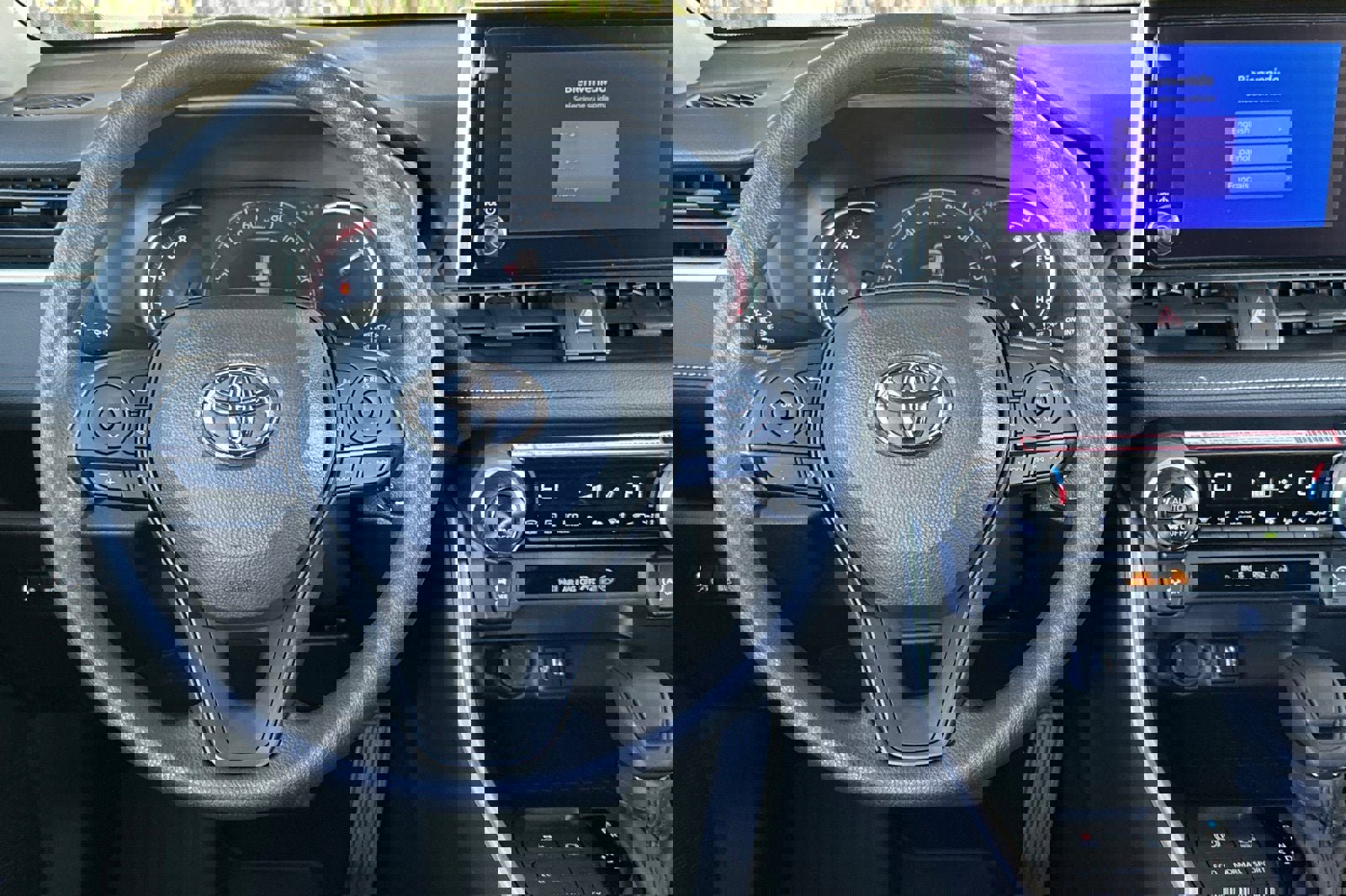 New 2025 Toyota RAV4 XLE image 17