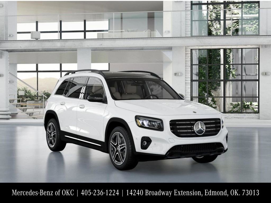 Used 2026 Mercedes-Benz GLB 250 4MATIC image 10