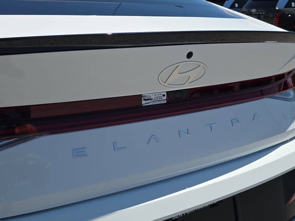 New 2026 Hyundai Elantra SEL Sport Premium FWD image 13