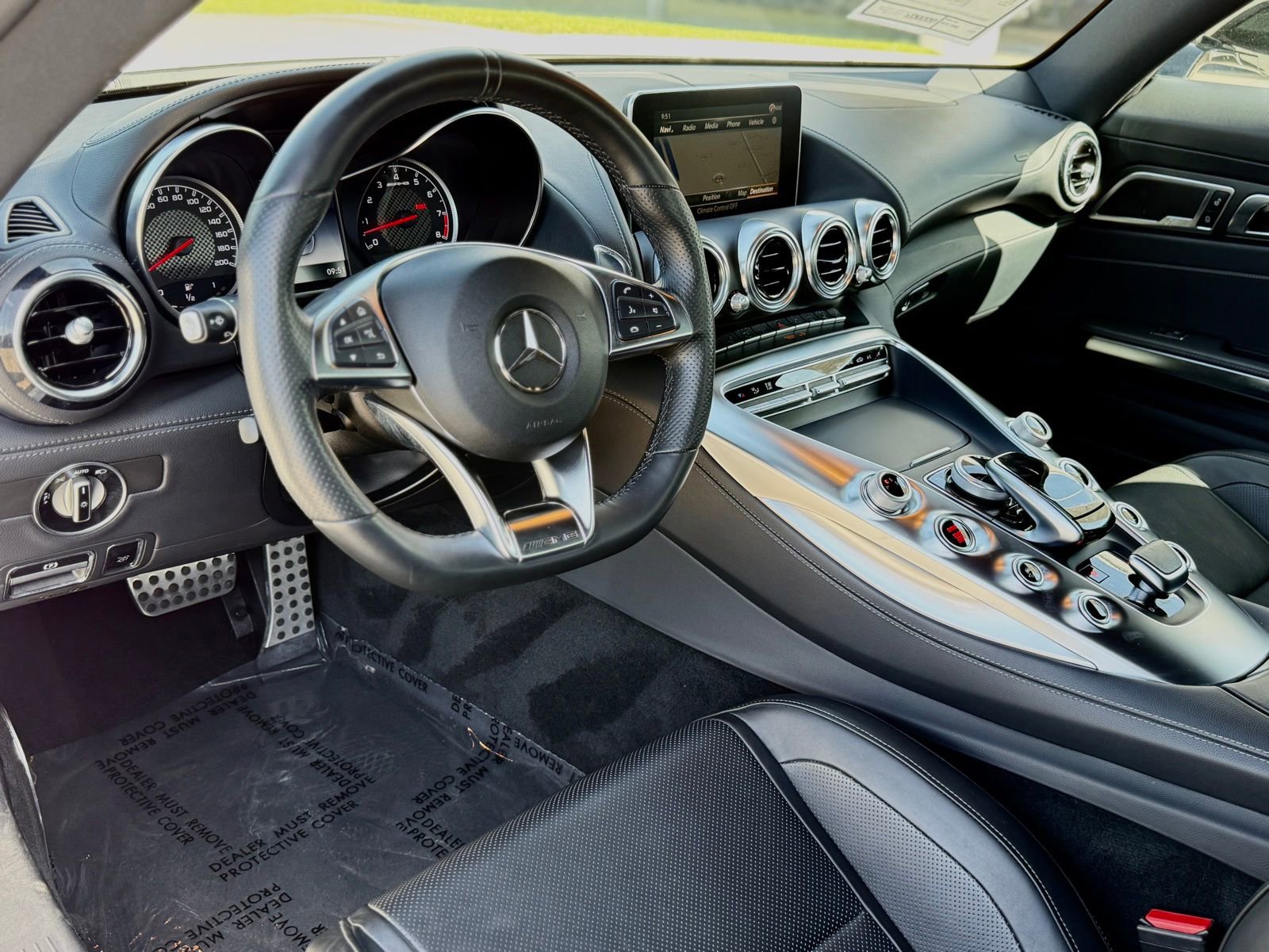 Used 2018 Mercedes-Benz AMG GT Roadster image 40