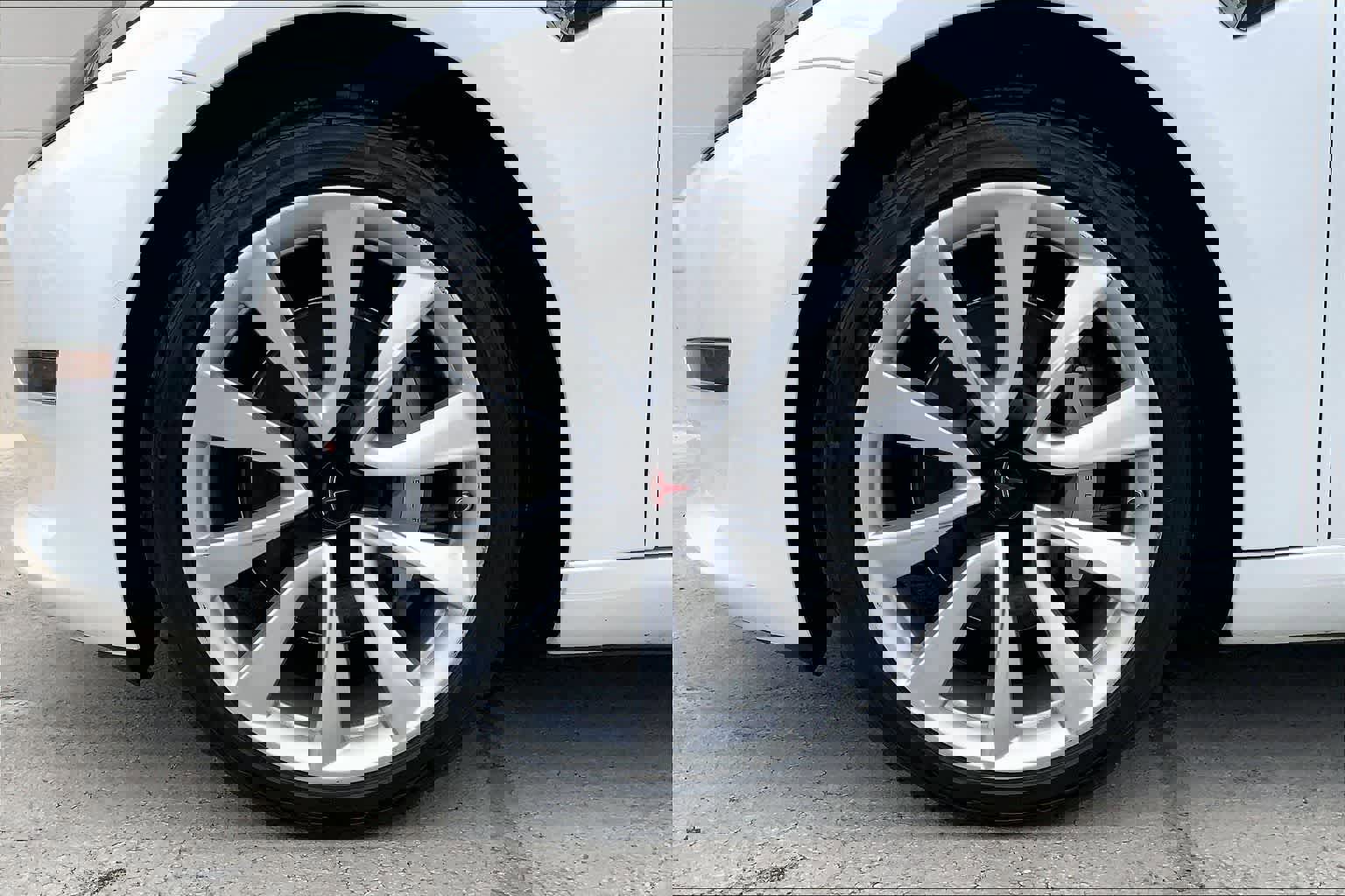 Used 2019 Tesla Model 3 Mid Range image 9