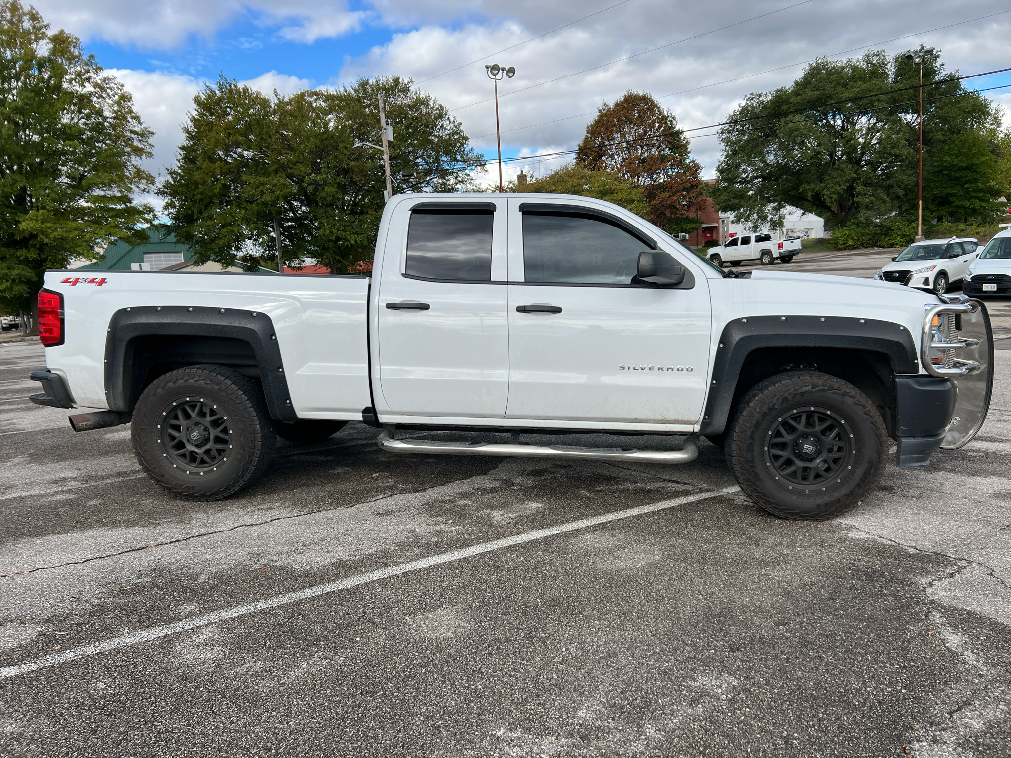 Used 2019 Chevrolet Silverado 1500 W/T w/ WT Convenience Package AWD/4WD image 2