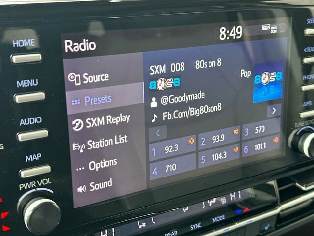 Used 2022 Toyota Sienna XLE image 22