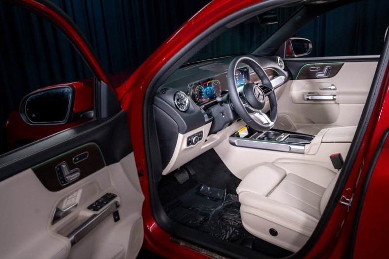 Certified 2026 Mercedes-Benz GLB 250 250 SUV image 12