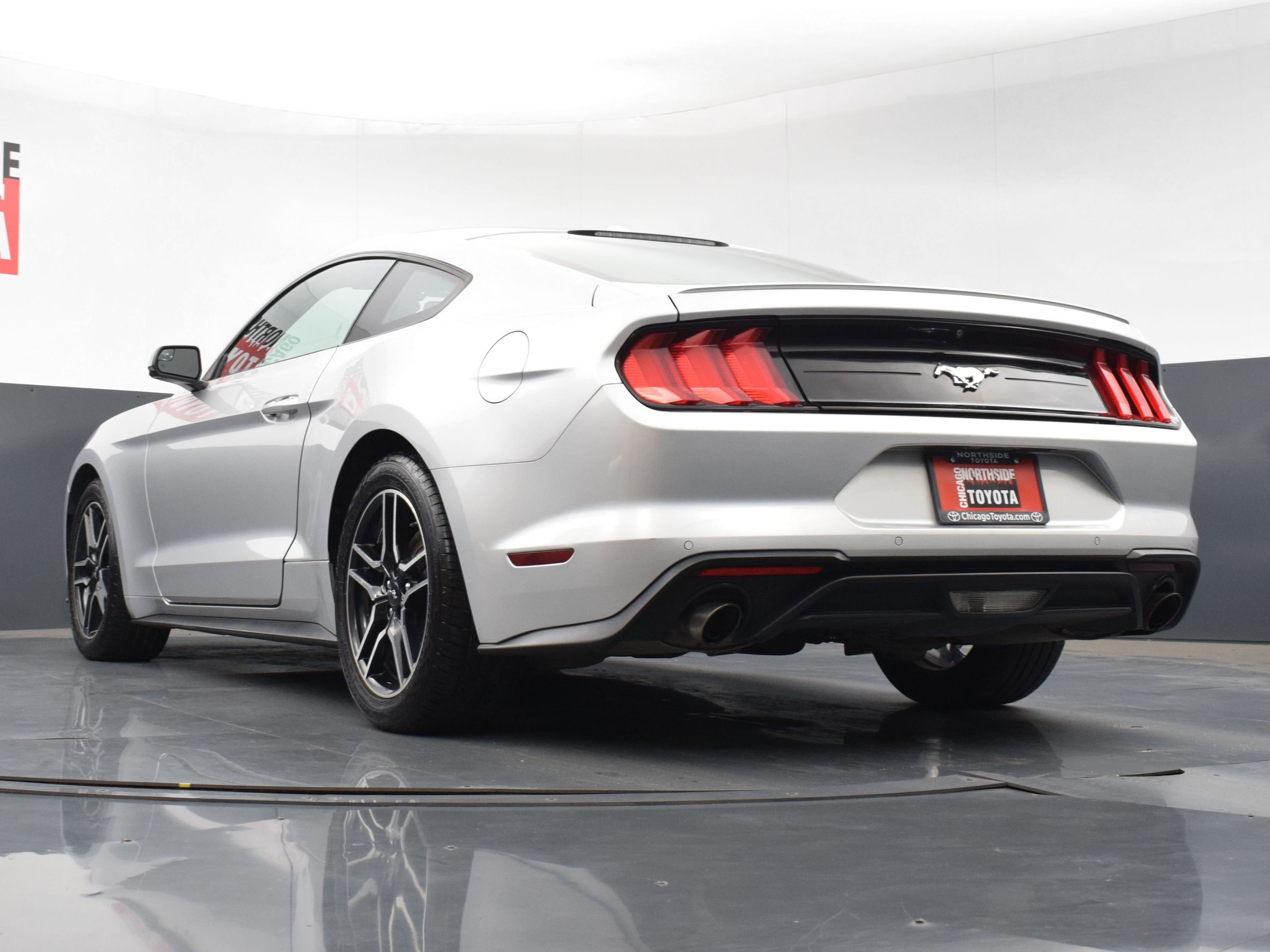 Used 2019 Ford Mustang Premium image 28