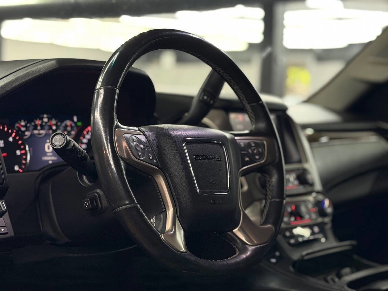 Used 2016 GMC Yukon Denali w/ Open Road Package AWD/4WD image 5