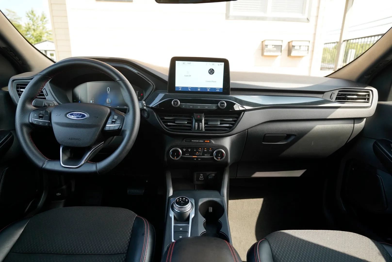 Used 2025 Ford Escape ST-Line AWD/4WD image 37