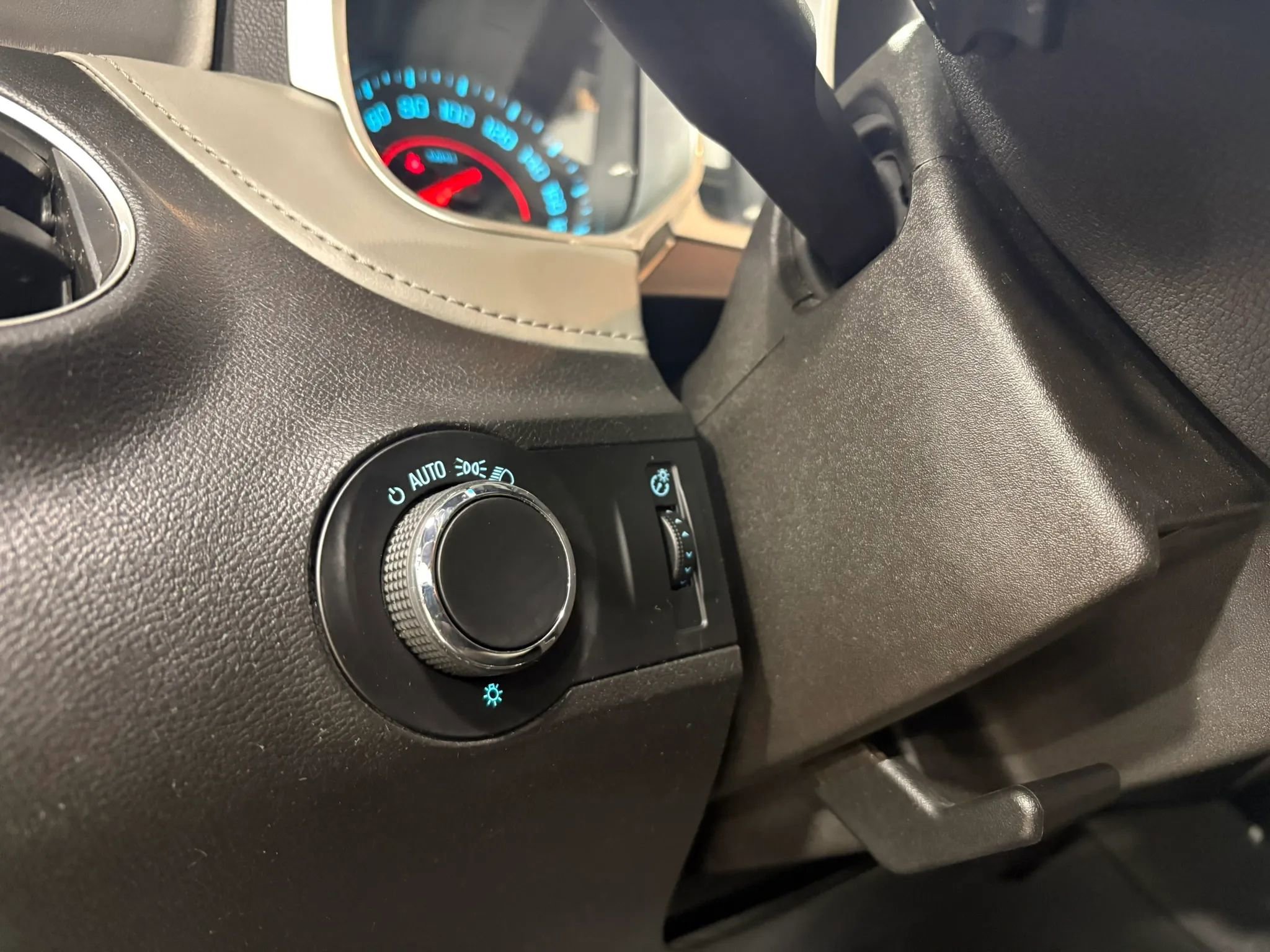 Used 2013 Chevrolet Camaro SS w/ RS Package image 19