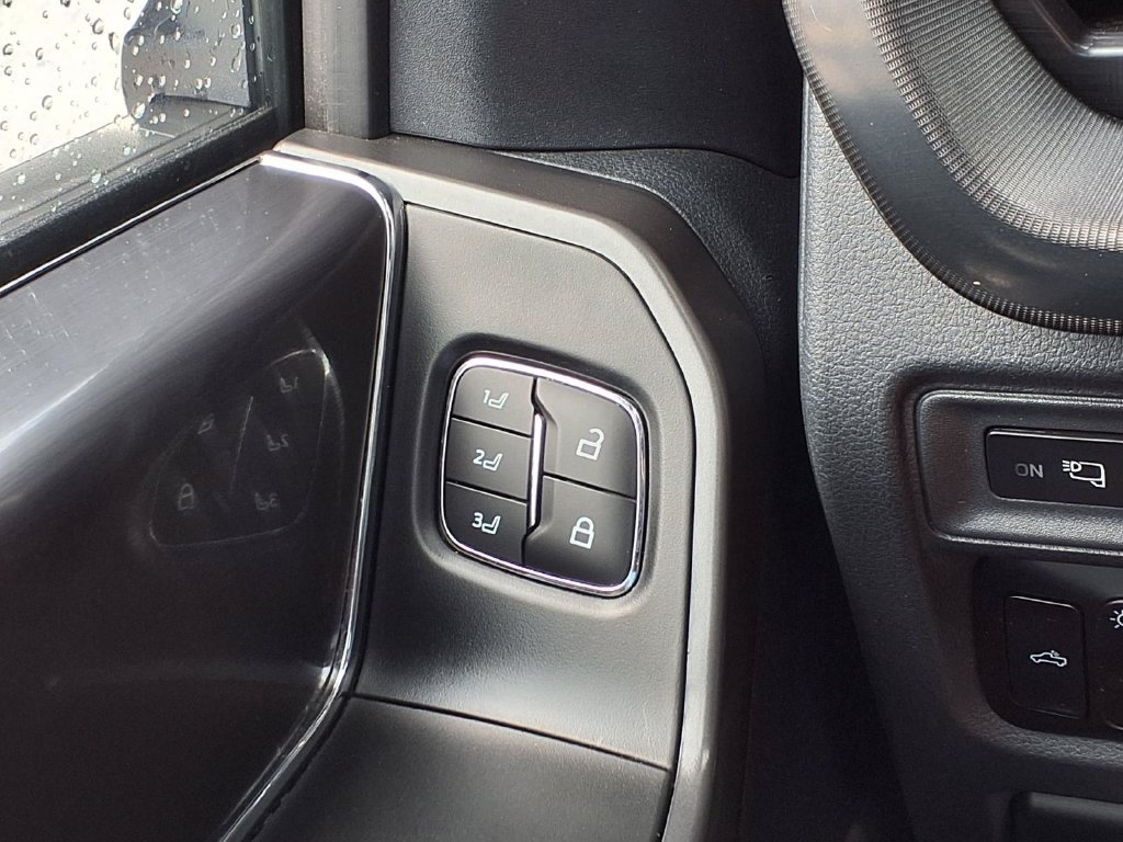 Used 2024 Ford F150 Lariat w/ Bed Utility Package AWD/4WD image 40