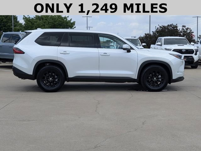 Used 2025 Toyota Grand Highlander FWD image 4