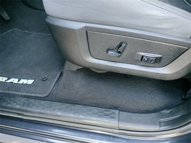 Used 2020 RAM 1500 Classic Warlock image 24