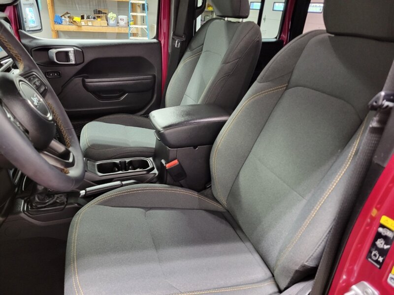 Used 2024 Jeep Wrangler Unlimited Sport AWD/4WD image 40
