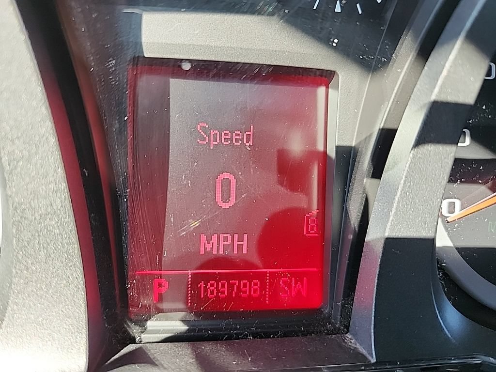 Used 2011 GMC Terrain SLE AWD/4WD image 15