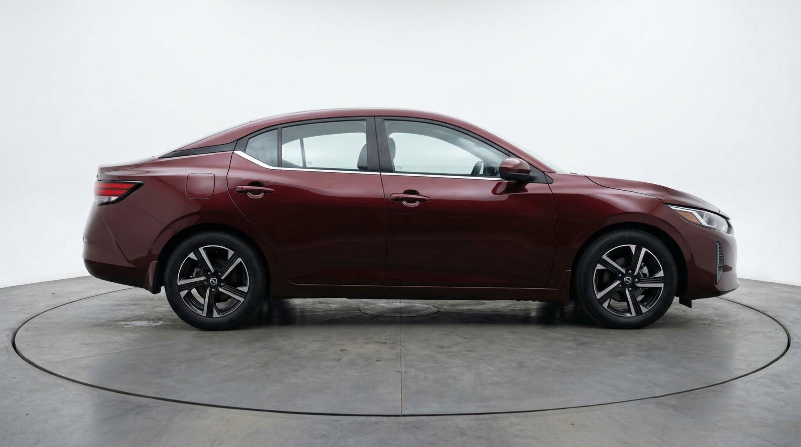 Used 2025 Nissan Sentra SV image 11