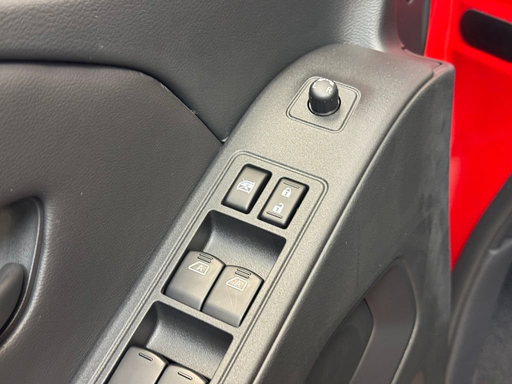 New 2026 Nissan Frontier SV AWD/4WD image 10