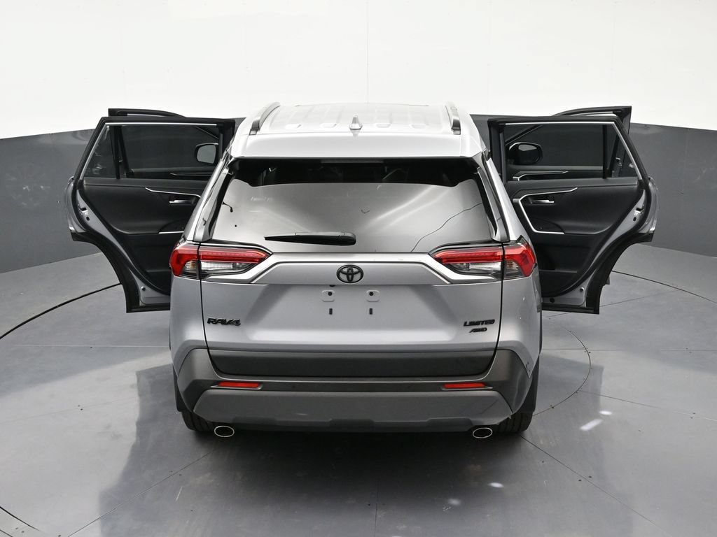 Used 2019 Toyota RAV4 Limited AWD/4WD image 36