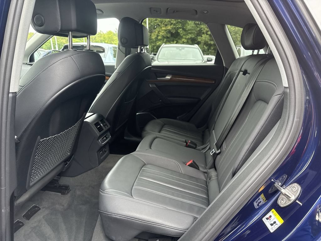 Used 2023 Audi Q5 2.0T Premium w/ Convenience Package AWD/4WD image 25
