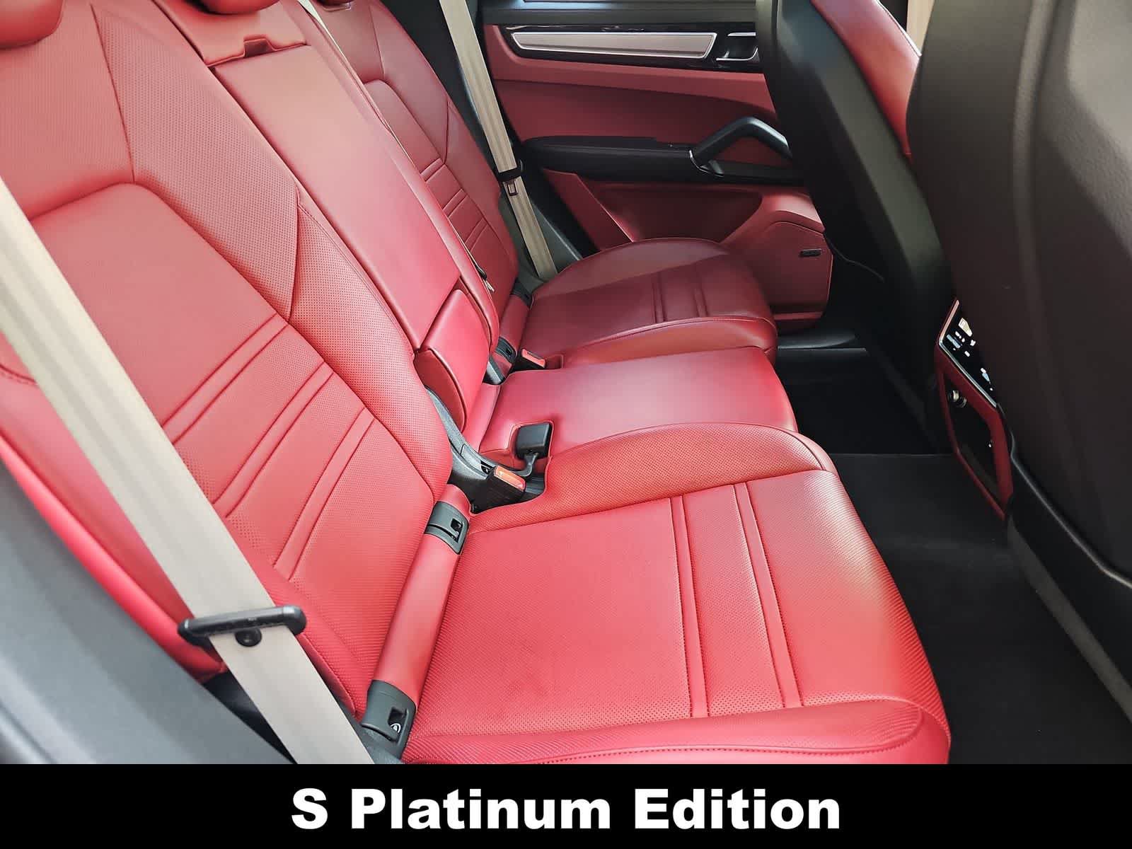 Used 2023 Porsche Cayenne S Platinum w/ Premium Package Plus AWD/4WD image 17