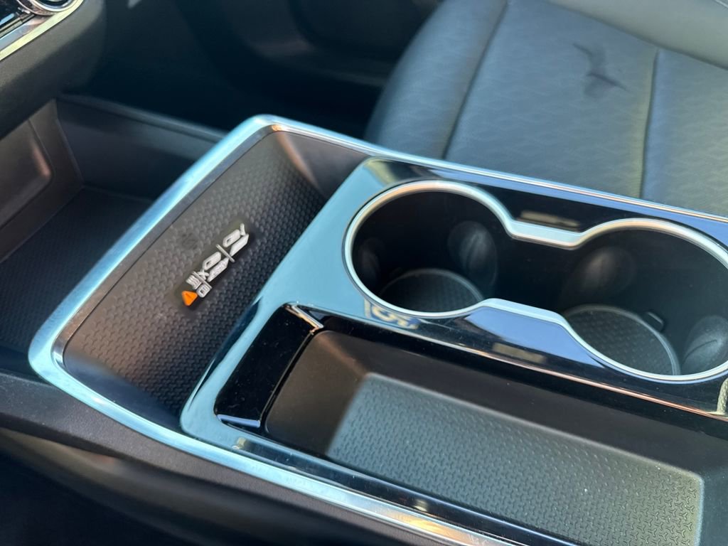 Used 2025 Chevrolet Equinox LT w/ Convenience Package II image 17