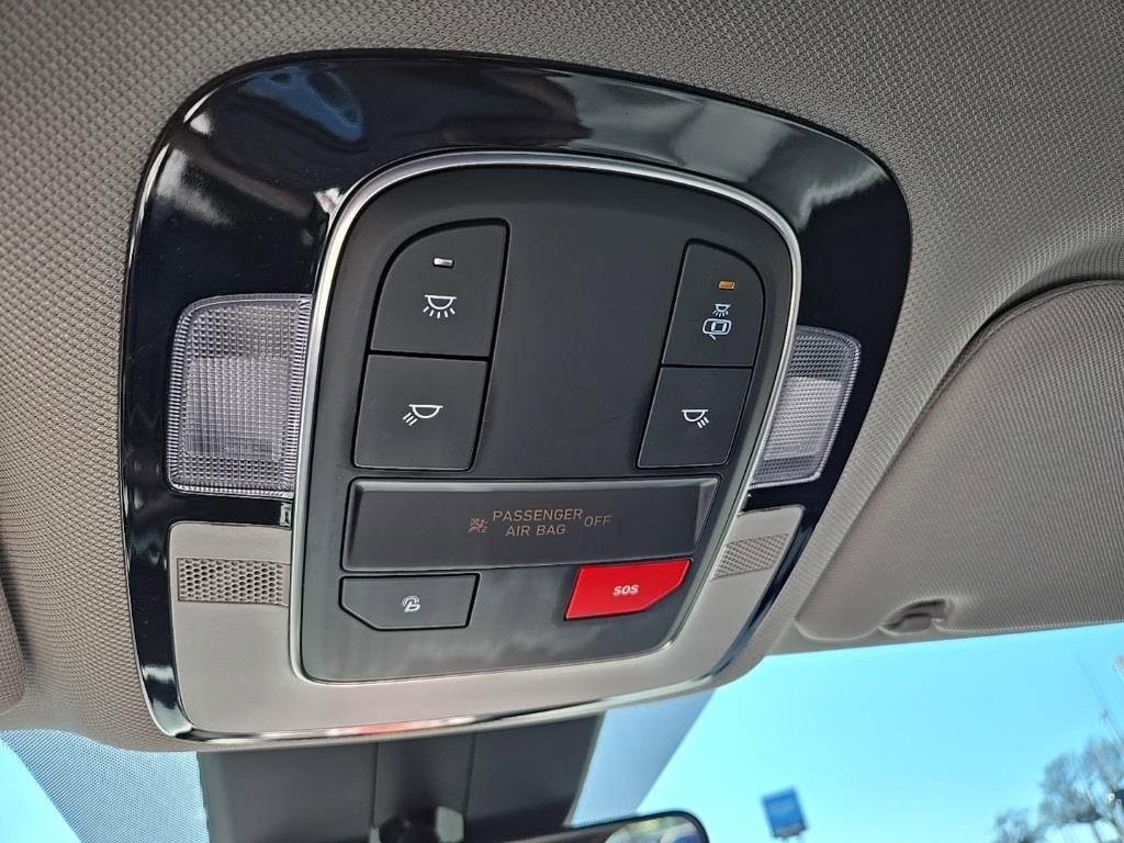 Used 2023 Hyundai Santa Fe XRT image 32