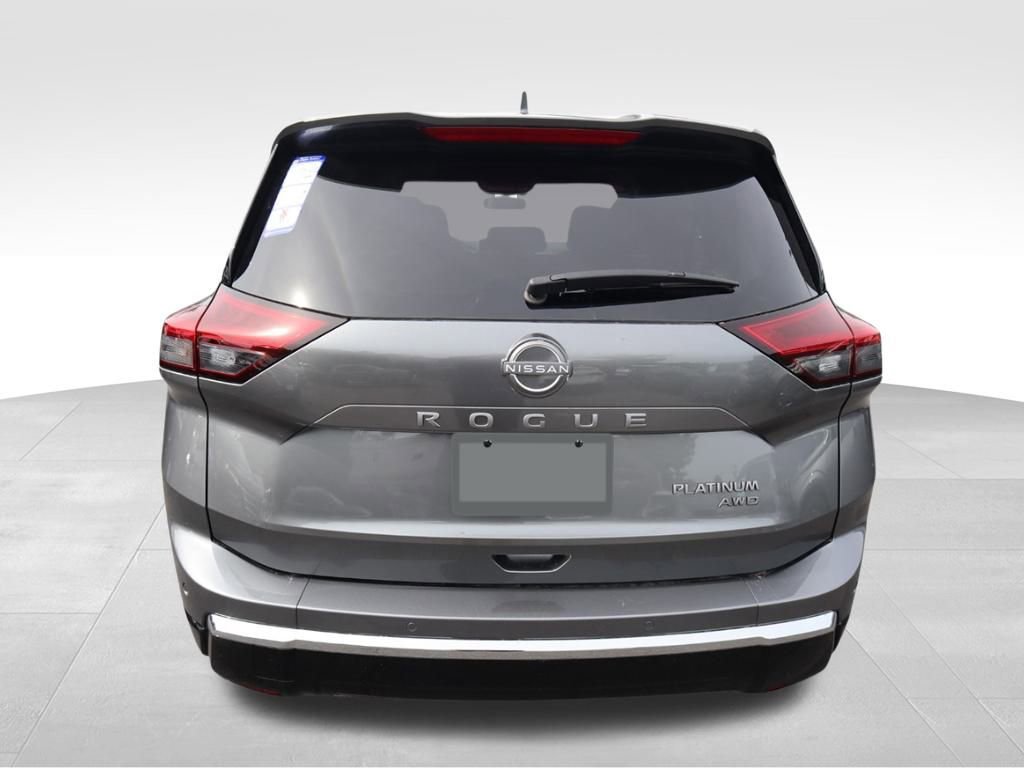 New 2026 Nissan Rogue Platinum image 3