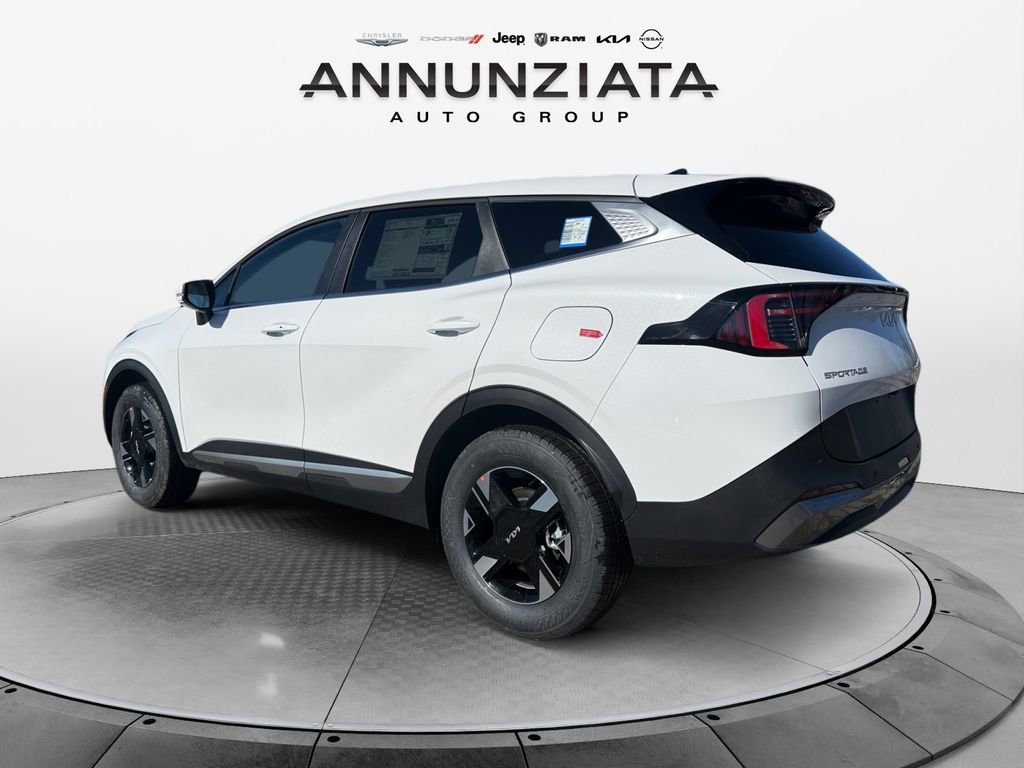 New 2026 Kia Sportage LX image 3