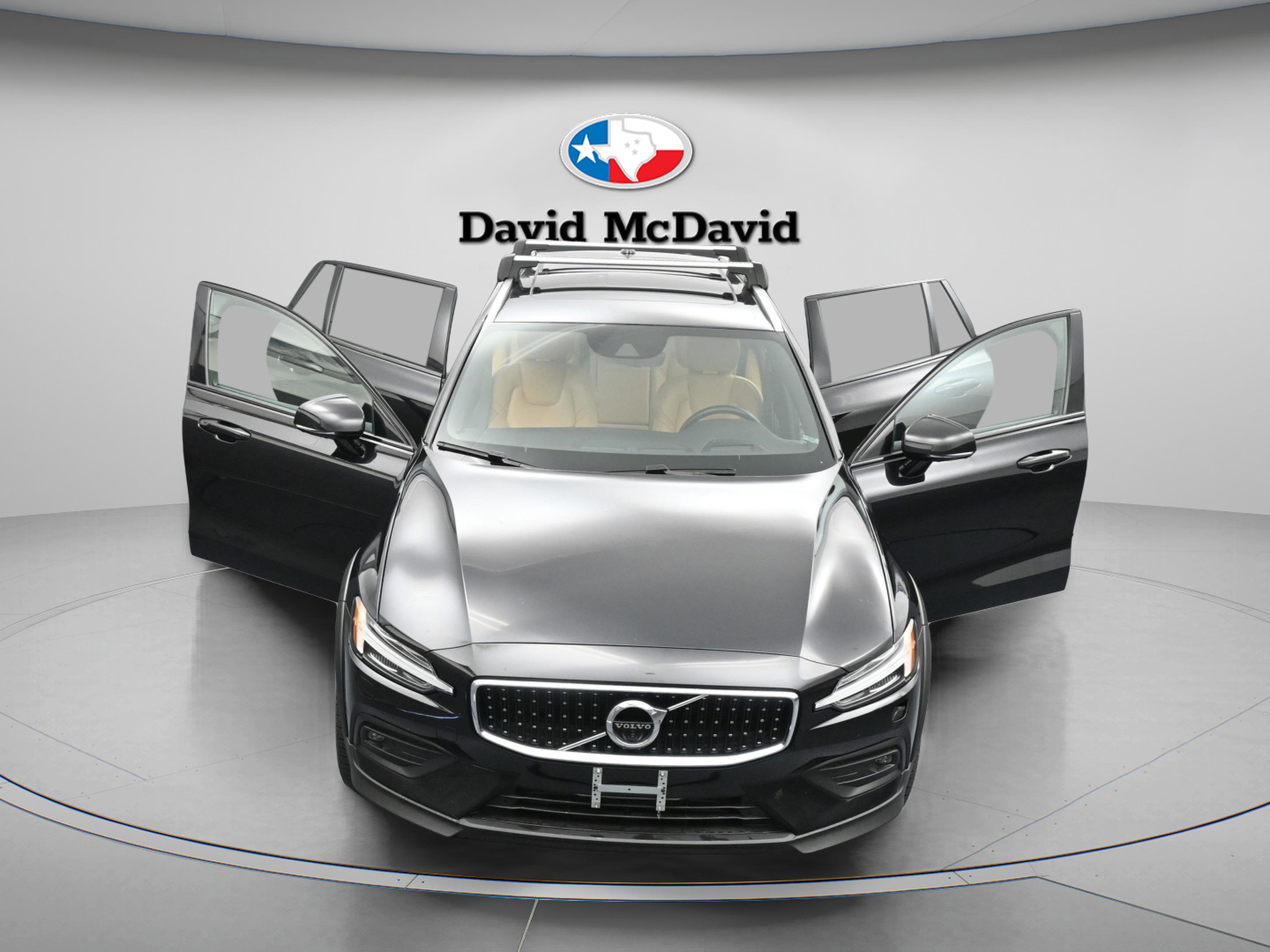 Used 2020 Volvo V60 T5 Cross Country w/ Protection Package image 30