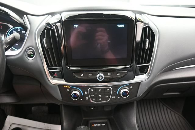 Used 2019 Chevrolet Traverse Premier w/ Driver Confidence II Package FWD image 6