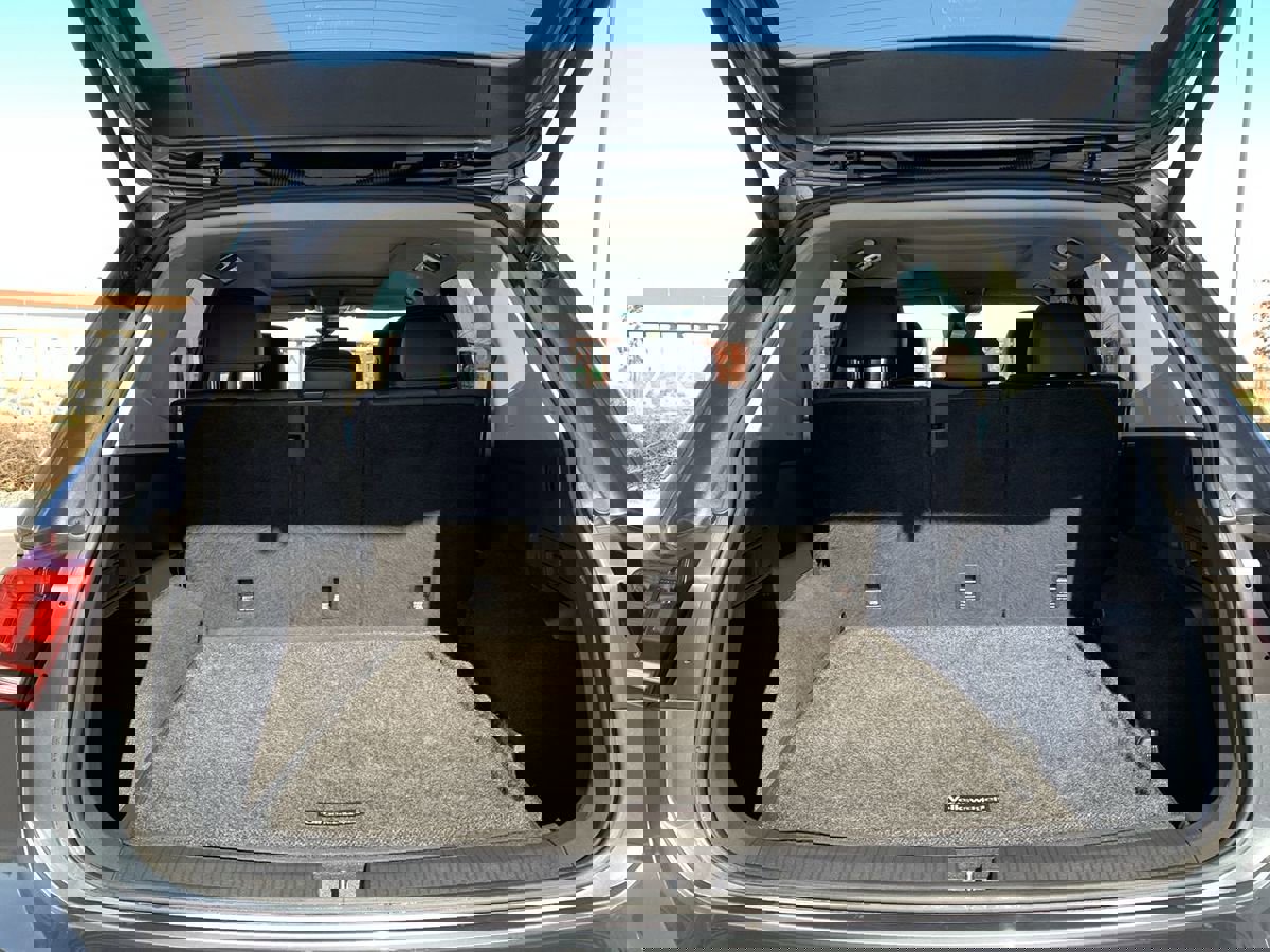 Used 2020 Volkswagen Tiguan SE R-Line image 13